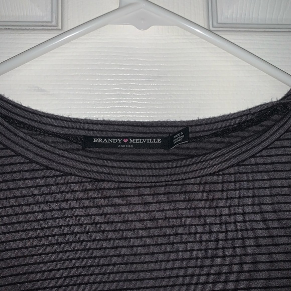 black and grey striped tshirt - Picture 4 of 6